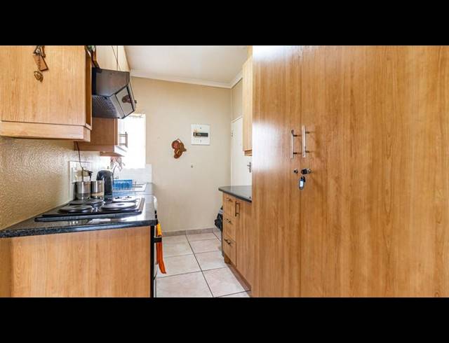 2 BEDROOM APARTMENT FOR SALE IN EDEN GLEN
